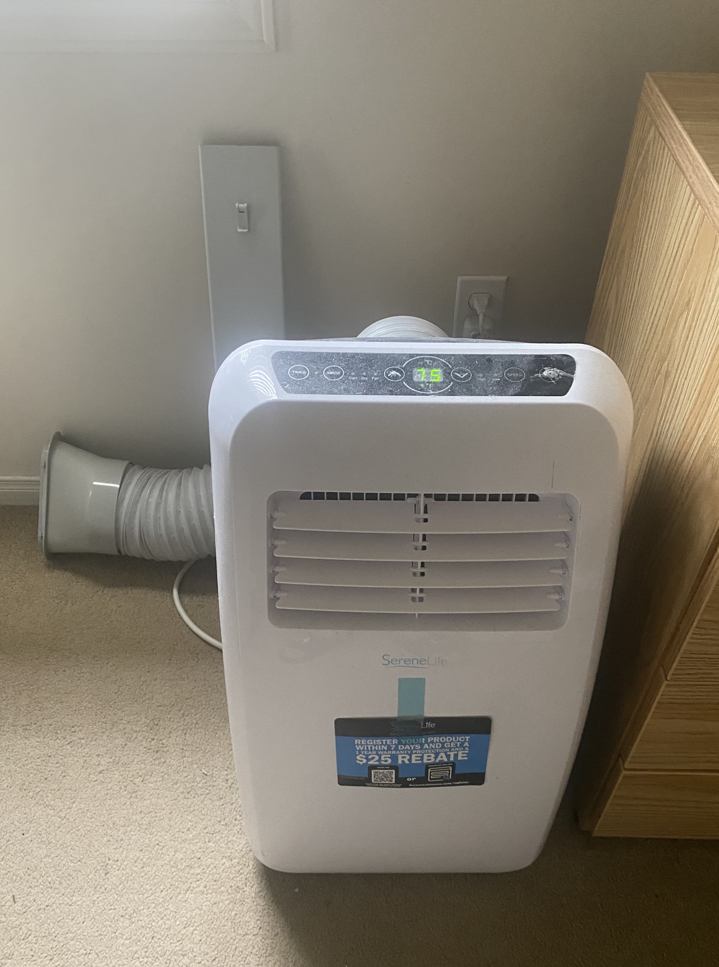 8,000 BTU Air Conditioner - Image 1